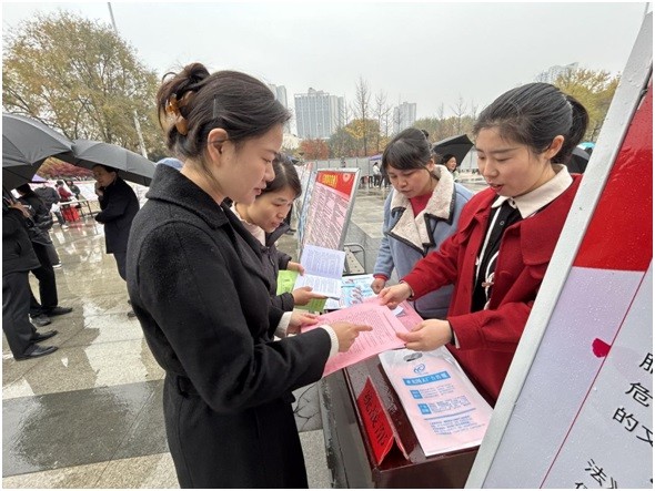 襄陽棗陽市僑聯(lián)開展“法潤僑心?暖僑有溫度” 普法宣傳活動