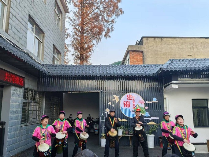 文藝匯僑 同迎新年 —襄陽(yáng)襄城區(qū)龐公街道建錦社區(qū)“僑胞之家”舉辦迎元旦文藝匯演